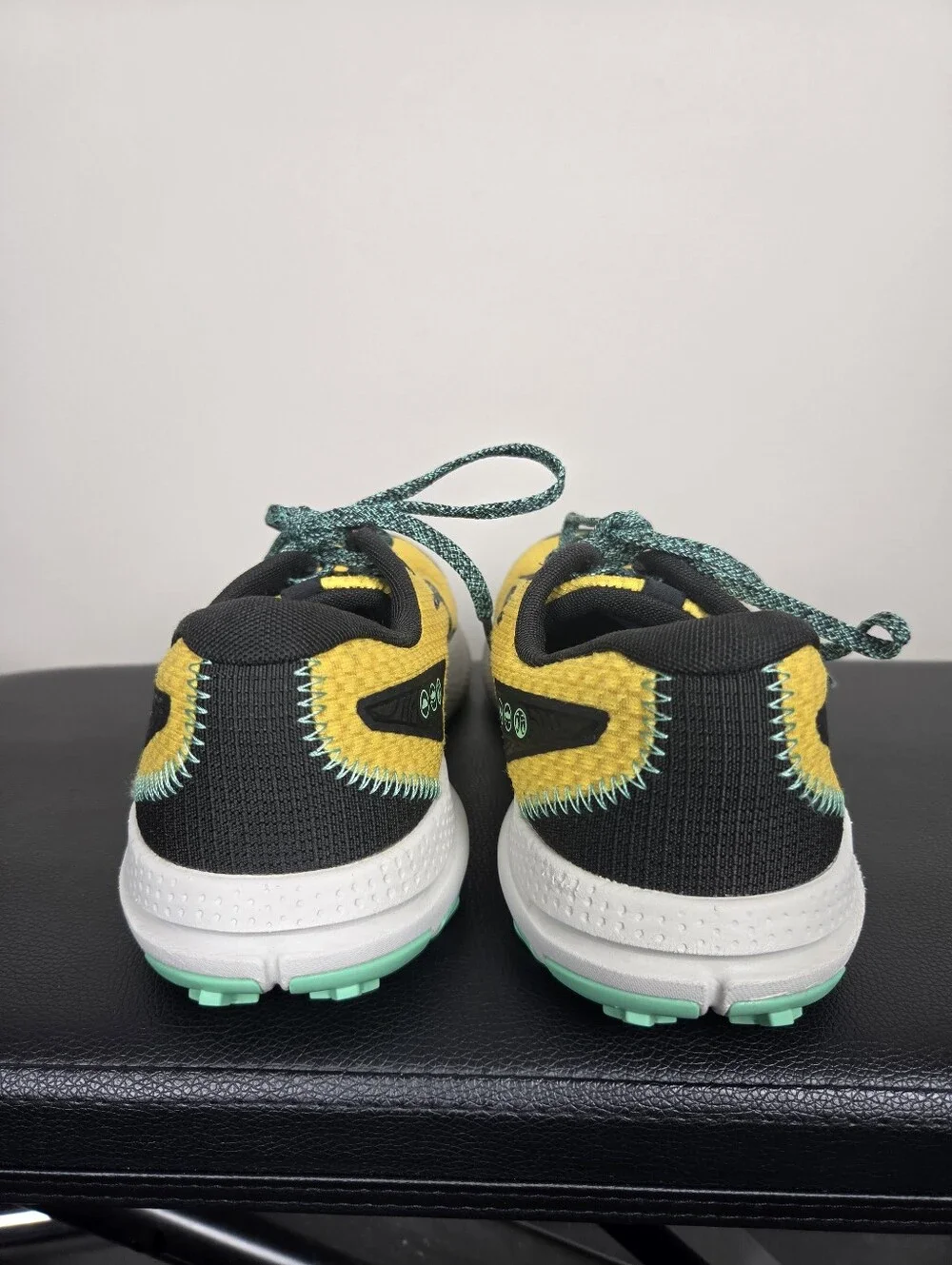 Brooks Divide 4 Trail Running Shoes Mens 7.5 Yellow Black